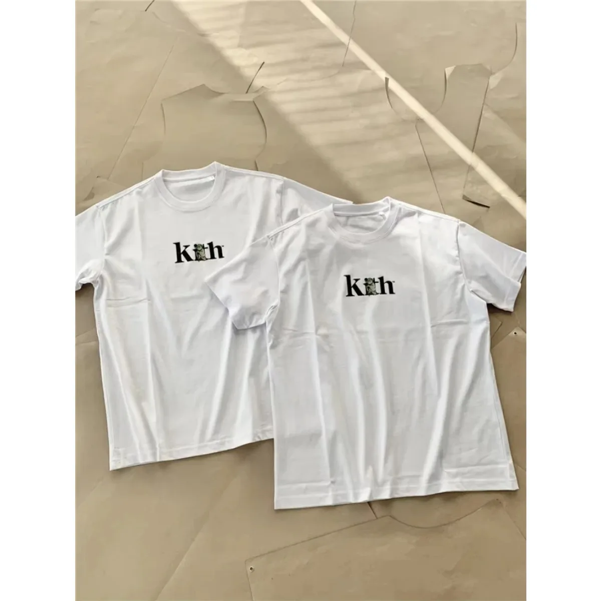 Мужская футболка с логотипом Kith FW 2025 года, мужская и женская футболка высокого качества с цветочным принтом птицы, спортивная футболка для пары, футболки, модный бренд
Мужская футболка с логотипом Kith FW 2025 года, мужская и женская футболка высокого качества с цветочным принтом птицы, спортивная футболка для пары, футболки, модный бренд