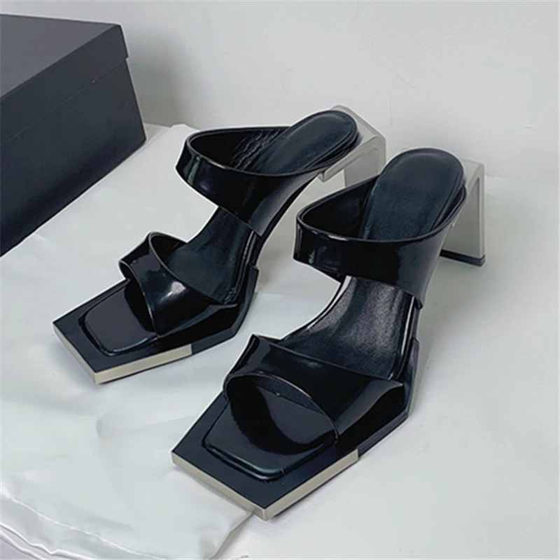 Sexy Square Toe Women Slippers Metal Strange Heel Summer Slides High Heel Dress Shoes Ladies Genuine Leather Gladiator Sandals
Sexy Square Toe Women Slippers Metal Strange Heel Summer Slides High Heel Dress Shoes Ladies Genuine Leather Gladiator Sandals