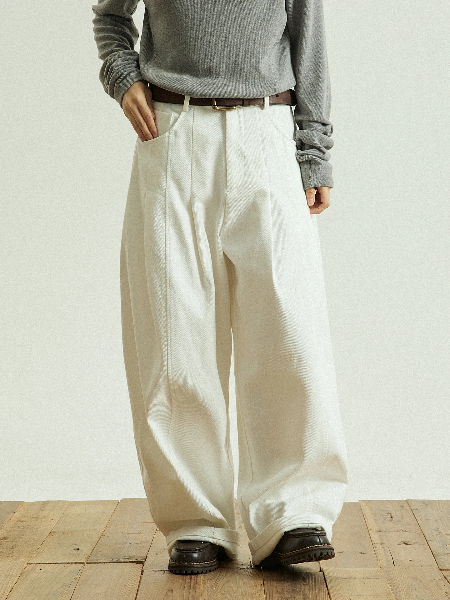 GoodNorth Japanese Style Retro Simple White Casual Pants Loose Women's Men's BF Lazy Shape Wide Leg Long Trousers
GoodNorth Japanese Style Retro Simple White Casual Pants Loose Women's Men's BF Lazy Shape Wide Leg Long Trousers