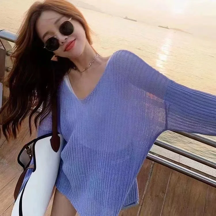 Women's Summer Thin See Through Ice Silk Sun-proof Sweater Lady Streetwear V Neck Long Sleeve Pullover Holiday Thin Jumper
Women's Summer Thin See Through Ice Silk Sun-proof Sweater Lady Streetwear V Neck Long Sleeve Pullover Holiday Thin Jumper