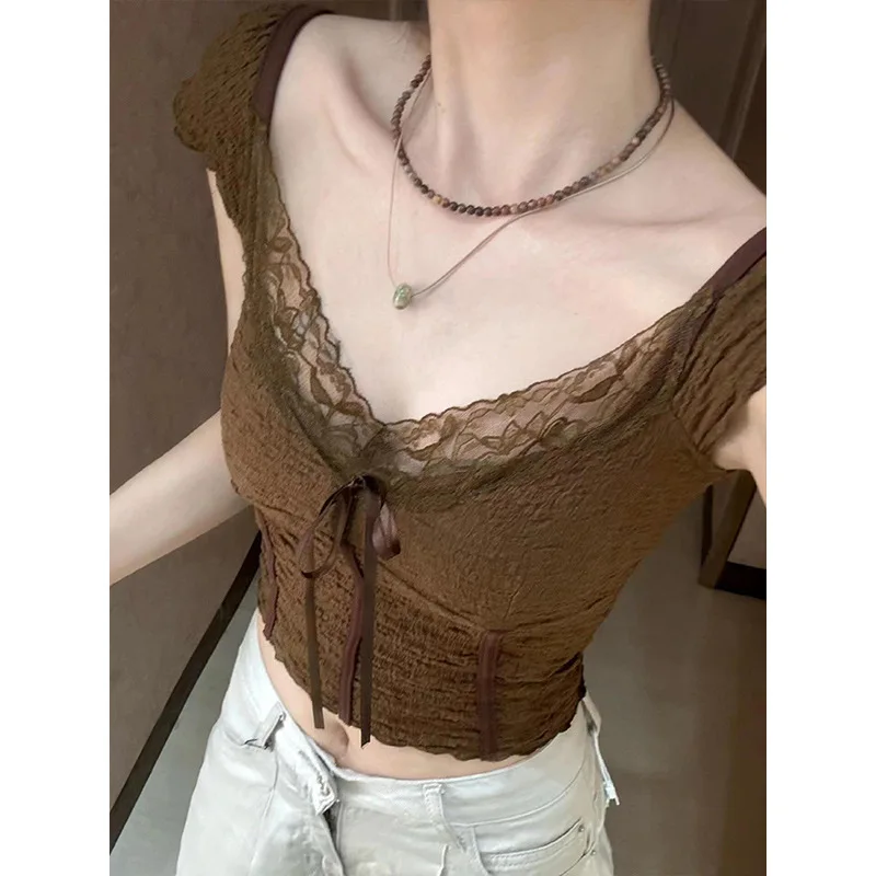 2026 New Summer Women's Pure Desire Lace Splicing V Neck Regular Shoulder Short Sleeve TShirt Slim Waist Slim Fit Cute Sexy Crop
2026 New Summer Women's Pure Desire Lace Splicing V Neck Regular Shoulder Short Sleeve TShirt Slim Waist Slim Fit Cute Sexy Crop