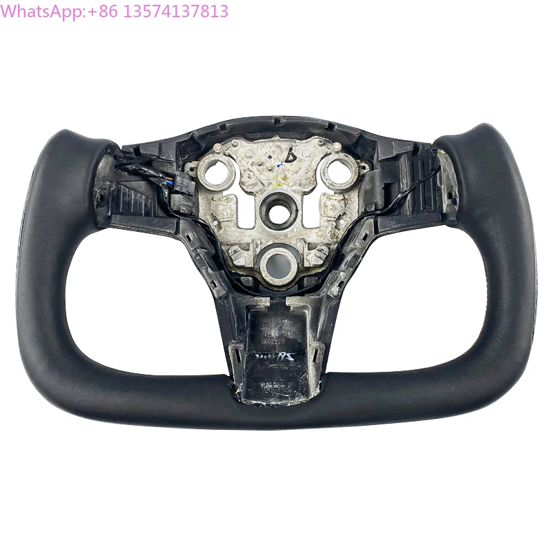 Customized Car Yoke Steering Wheel High-Quality Carbon Fiber Steering Wheel for Tesla Modified Steering Wheel
Customized Car Yoke Steering Wheel High-Quality Carbon Fiber Steering Wheel for Tesla Modified Steering Wheel