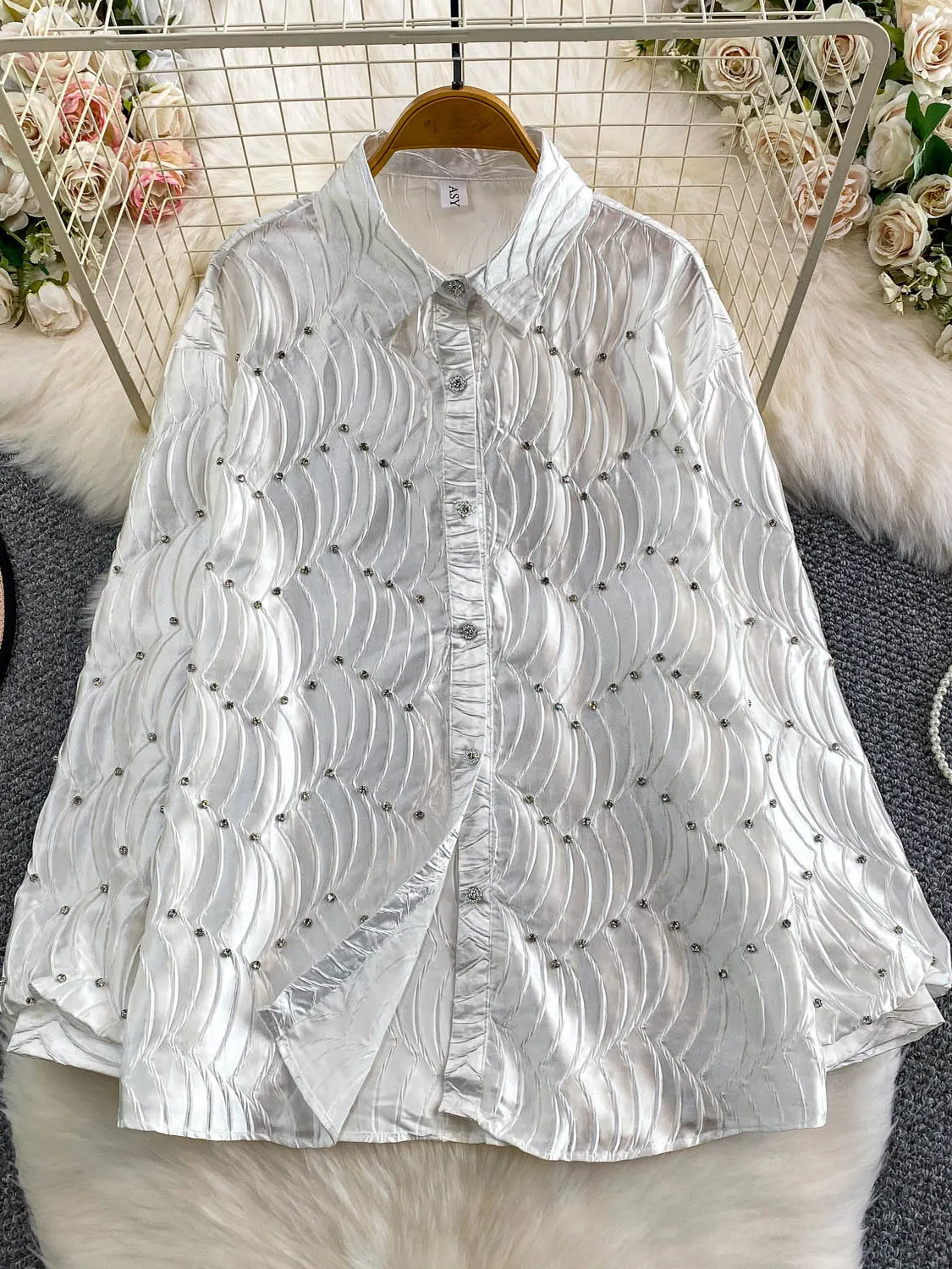 Ele Diamond Embedded Loose Fit Women's irt Collar Open Cardigan Slimming Top for Autumn Winter Versatile Gentle Sle
Ele Diamond Embedded Loose Fit Women's irt Collar Open Cardigan Slimming Top for Autumn Winter Versatile Gentle Sle