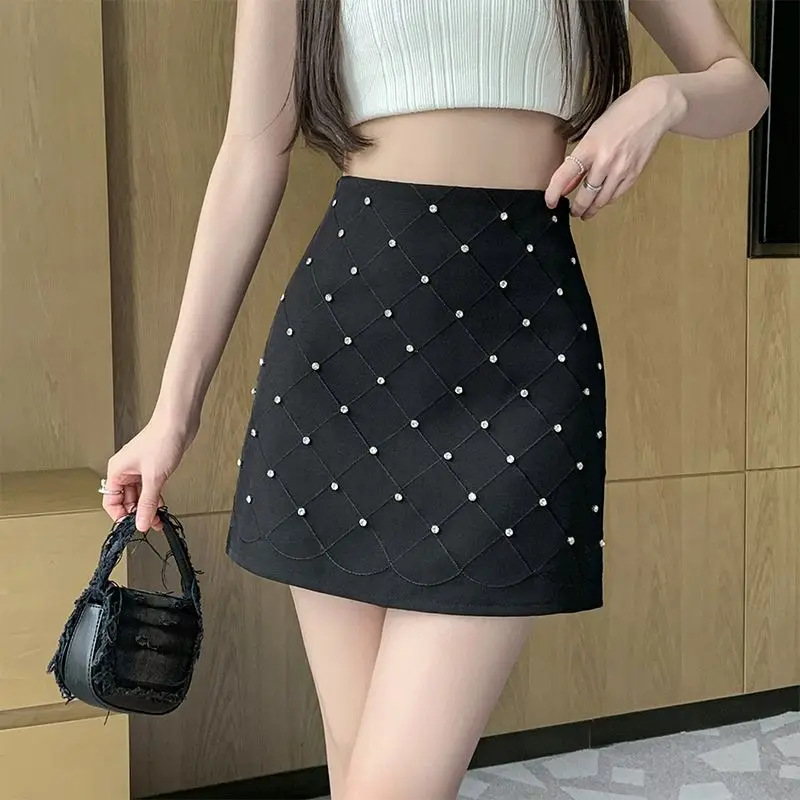 Wedbleser Half Length Skirt Summer 2025 New High Waist Slimming A-line Temperament Hip Hugging Nail Bead Versatile Short Skirts
Wedbleser Half Length Skirt Summer 2025 New High Waist Slimming A-line Temperament Hip Hugging Nail Bead Versatile Short Skirts