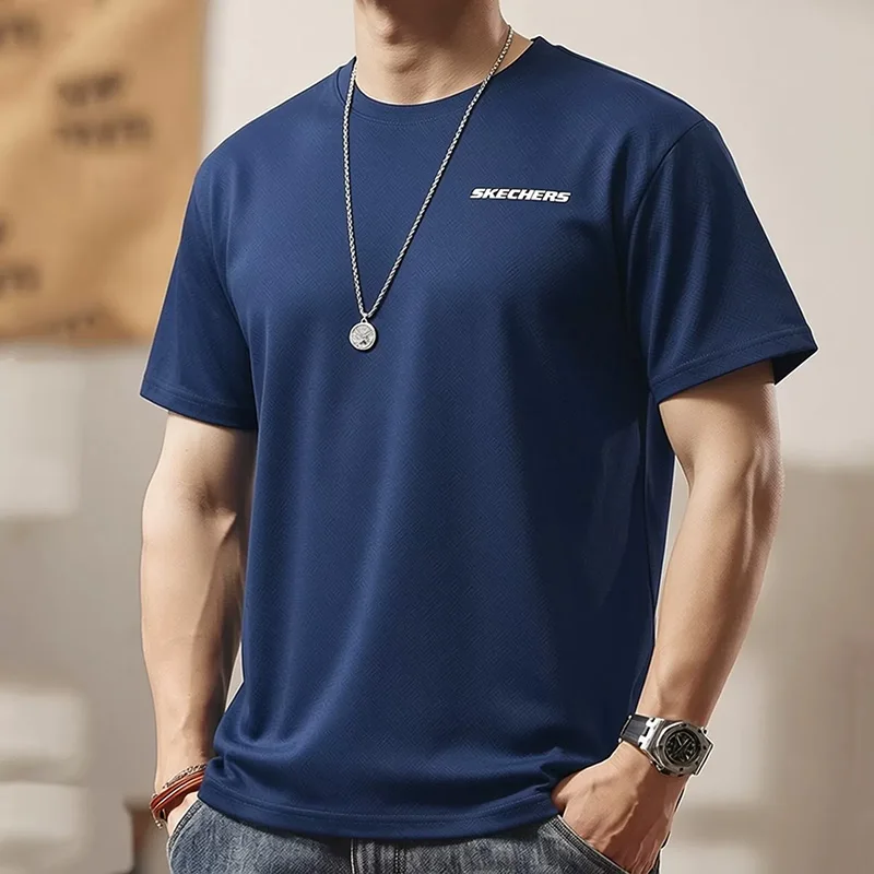 Skechers short-sleeved men's summer simple breathable sports shirt, dry T-shirt, simple top P225U117-0515
Skechers short-sleeved men's summer simple breathable sports shirt, dry T-shirt, simple top P225U117-0515