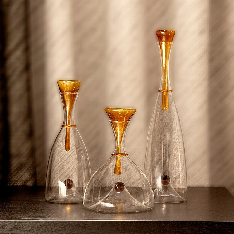 Minimalist Glass Decanter, Home Bar Restaurant Party Decanter, Brandy Whiskey Tequila Cabinet Decoration Wine Glass Set
Minimalist Glass Decanter, Home Bar Restaurant Party Decanter, Brandy Whiskey Tequila Cabinet Decoration Wine Glass Set
