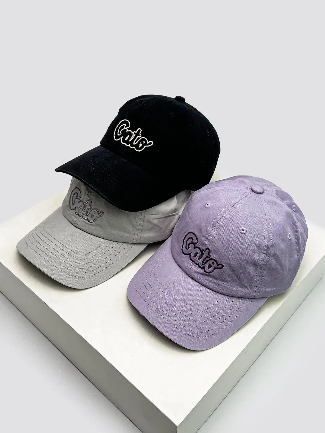 Spring and summer new embroidered letter baseball hat men's and women's sunshade outdoor Korean version casual cap
Spring and summer new embroidered letter baseball hat men's and women's sunshade outdoor Korean version casual cap