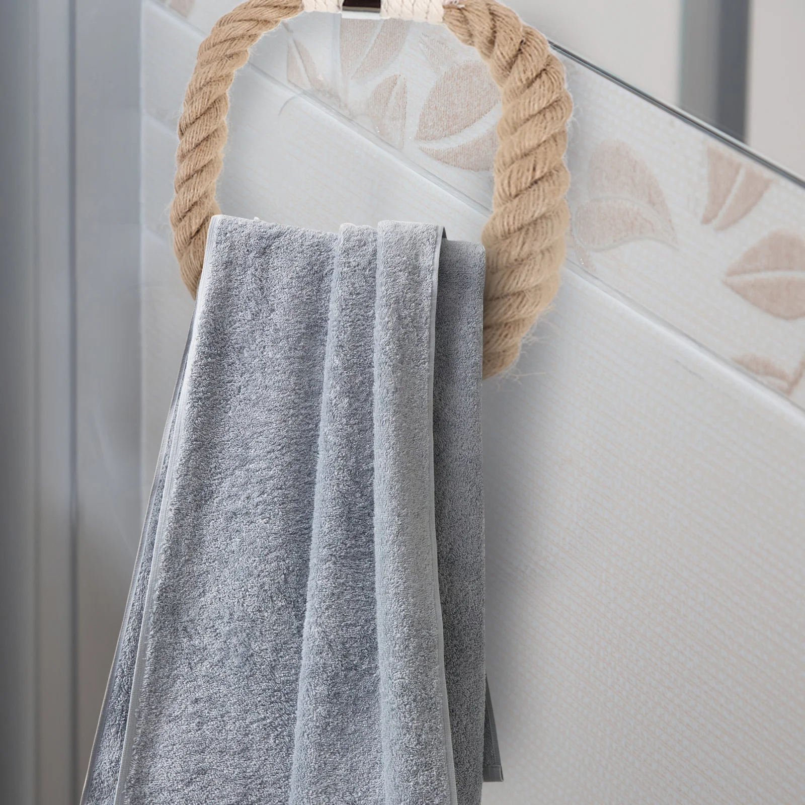 Bathroom Towel Hemp Rope Iron Holder Wall Mount Space Saving Kitchen Bedroom Bathroom Towel Rack Ring Bath Accessories
Bathroom Towel Hemp Rope Iron Holder Wall Mount Space Saving Kitchen Bedroom Bathroom Towel Rack Ring Bath Accessories