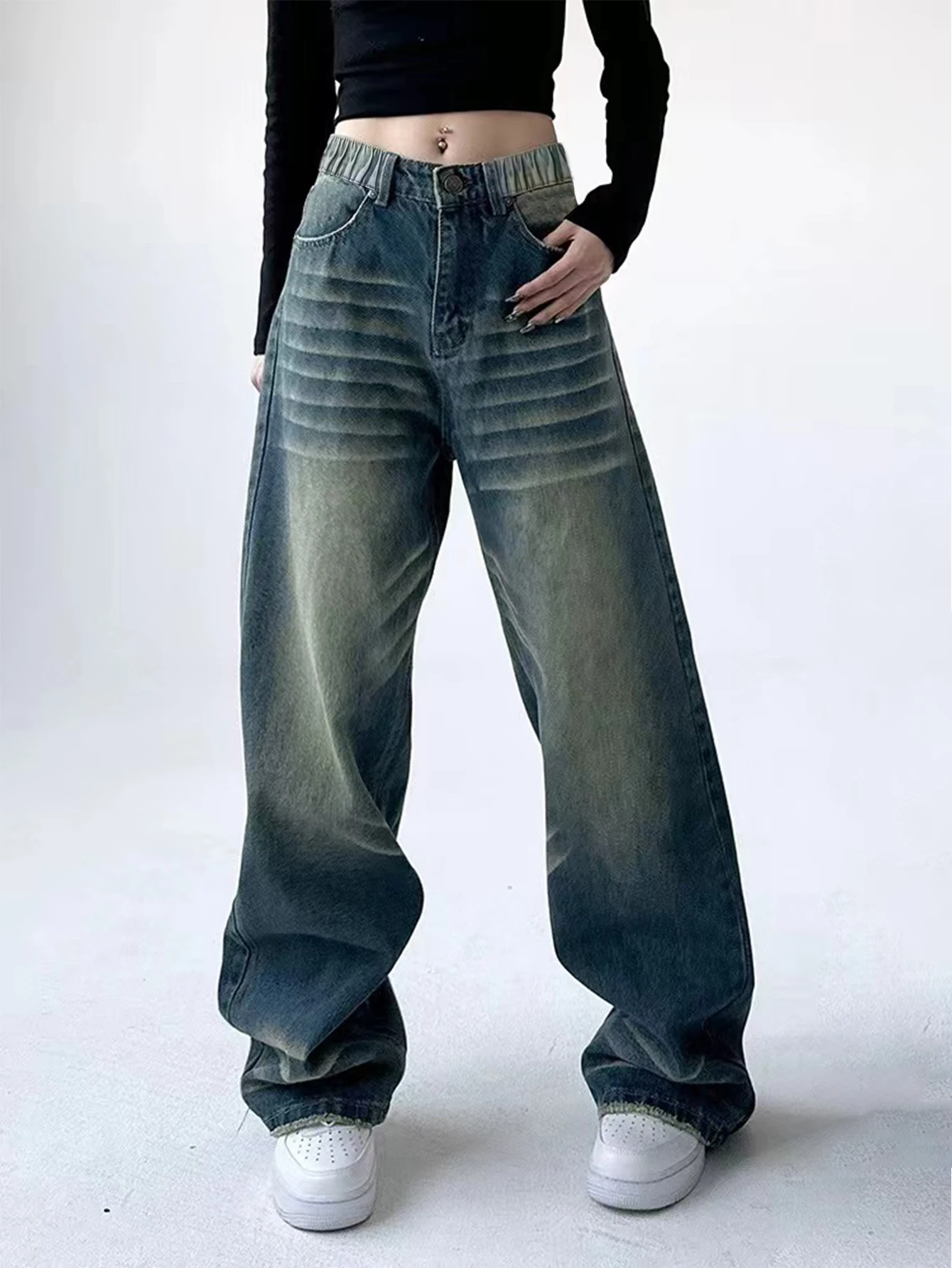 Teenage girl's trendy vintage-washed casual denim pants - loose-fit wide-leg long straight-leg student trousers
Teenage girl's trendy vintage-washed casual denim pants - loose-fit wide-leg long straight-leg student trousers