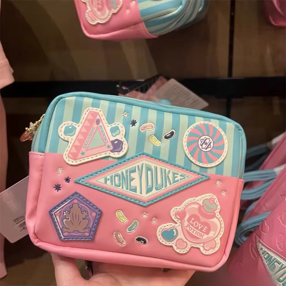 Anime Cosmetics Storage Bags Honey Duke Chocolate Frog Love Potion Mirror KeyChain Pendant Fan Birthday Gift
Anime Cosmetics Storage Bags Honey Duke Chocolate Frog Love Potion Mirror KeyChain Pendant Fan Birthday Gift