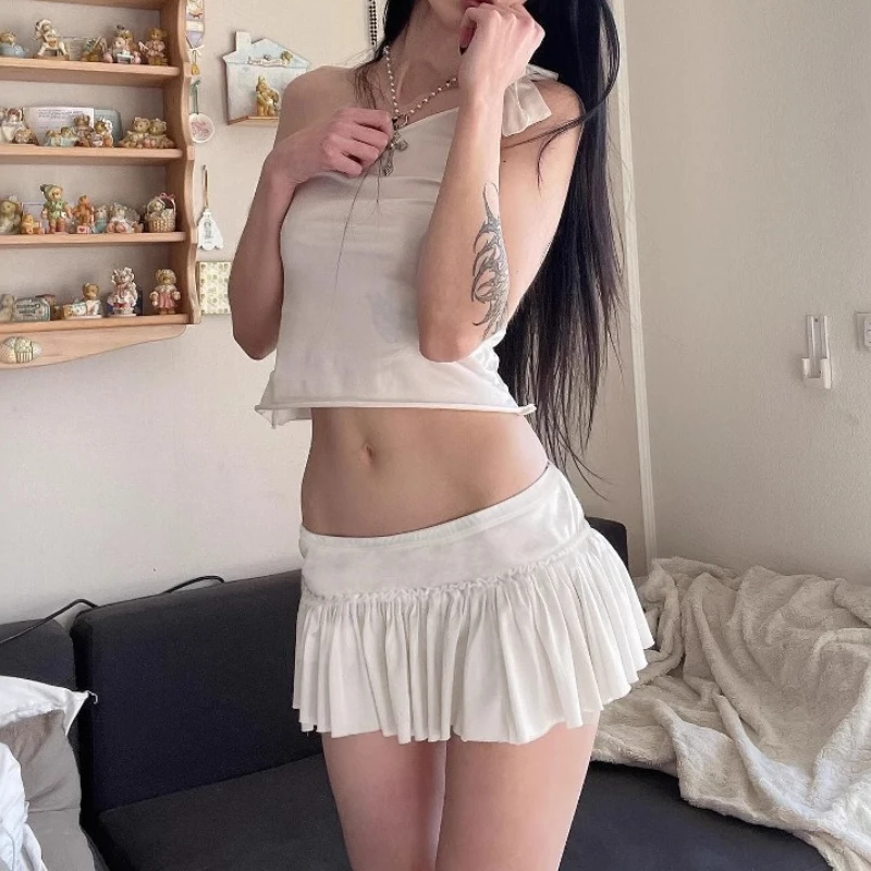 Fungus Edge Elastic Low-waisted A-line Short Skirt Girl Age-reducing A To Show Thin and Versatile Sexy Miniskirt
Fungus Edge Elastic Low-waisted A-line Short Skirt Girl Age-reducing A To Show Thin and Versatile Sexy Miniskirt