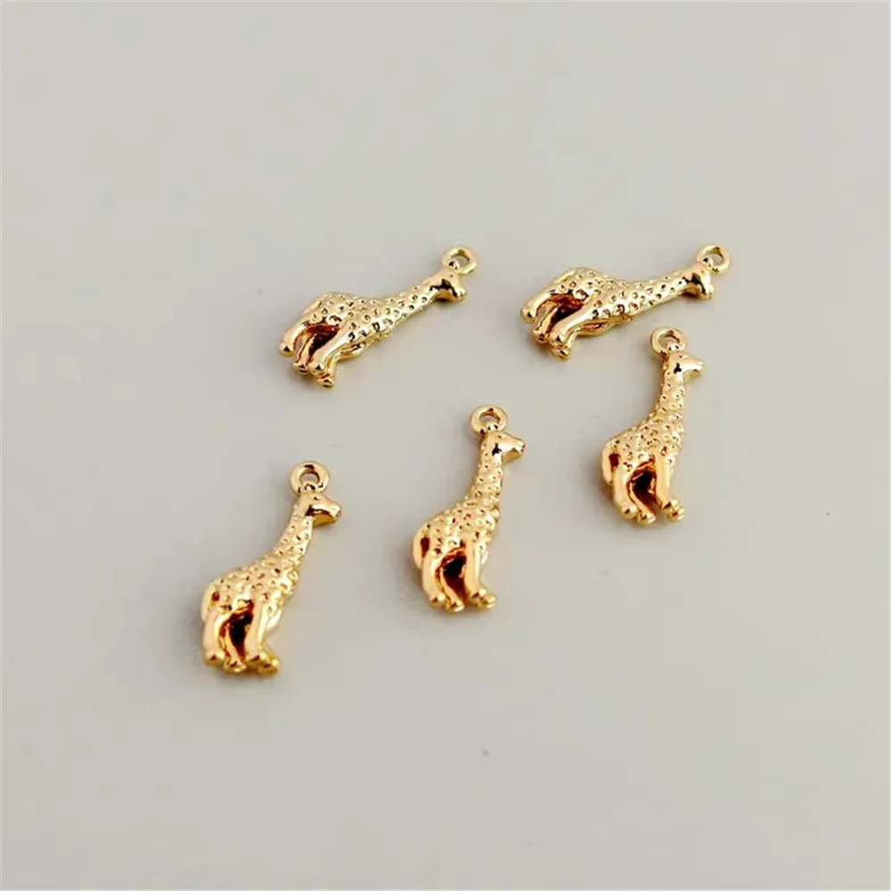 1pcs 14k Gold Color Giraffe 6*18mm Pendant Bracelet Necklace Diy Jewelry Charm Small Pendant
1pcs 14k Gold Color Giraffe 6*18mm Pendant Bracelet Necklace Diy Jewelry Charm Small Pendant