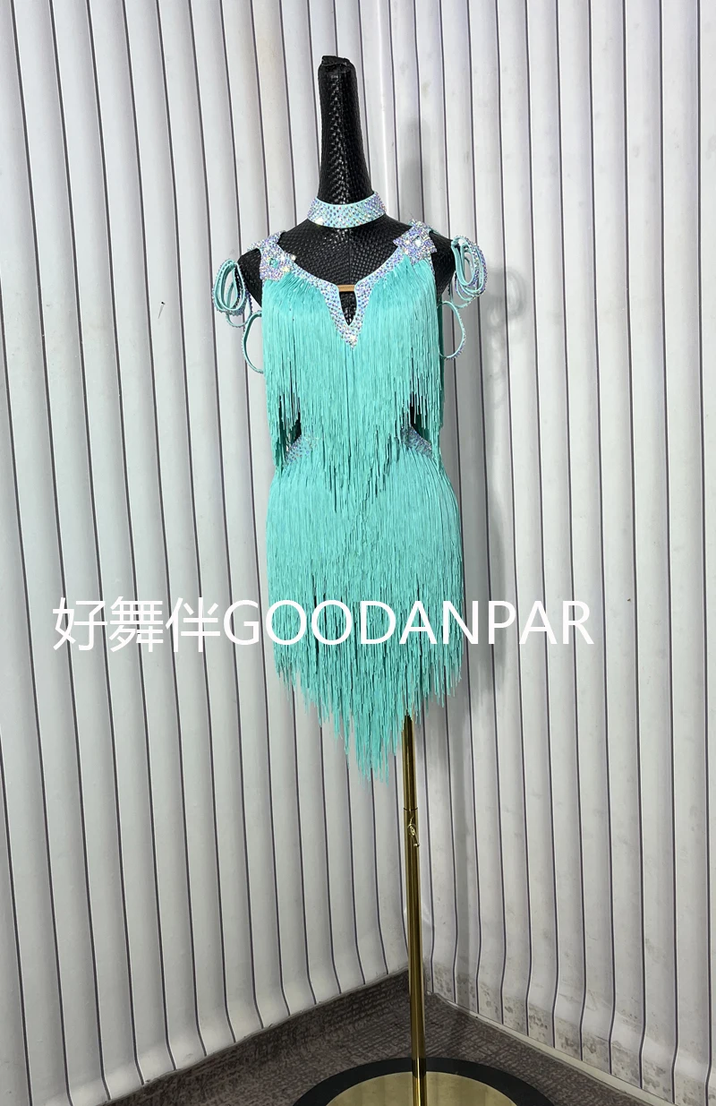 Латинское платье, танцевальный костюм, Румба Джит Чача, черная латинская одежда с бахромой, без рукавов, на заказ, латинское золотое платье
Латинское платье, танцевальный костюм, Румба Джит Чача, черная латинская одежда с бахромой, без рукавов, на заказ, латинское золотое платье