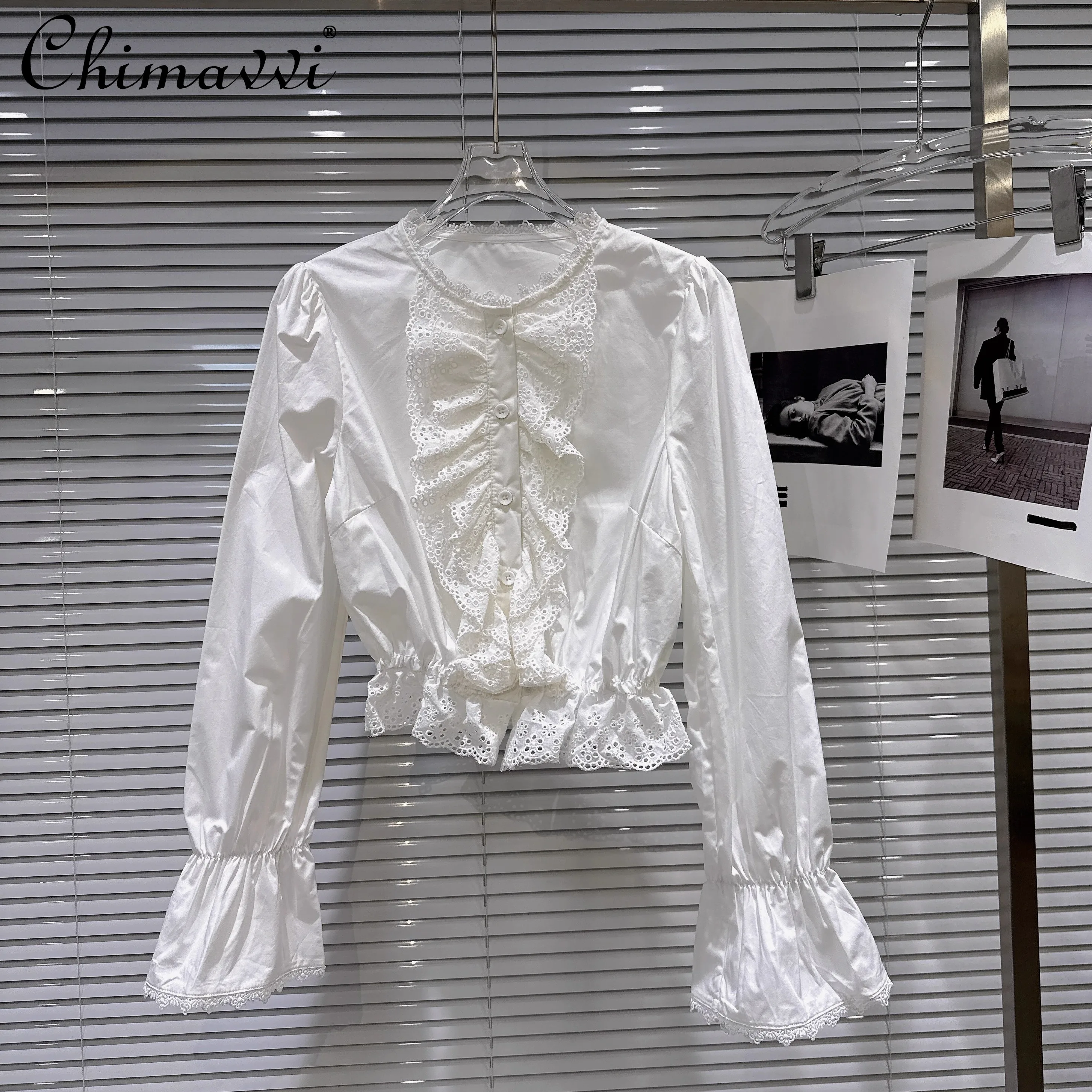 French Elegant Commuting Lace Patchwork Flared Sleeve Long Sleeve Single-Breasted Simple Casual Versatile White Shirt Top Women
French Elegant Commuting Lace Patchwork Flared Sleeve Long Sleeve Single-Breasted Simple Casual Versatile White Shirt Top Women