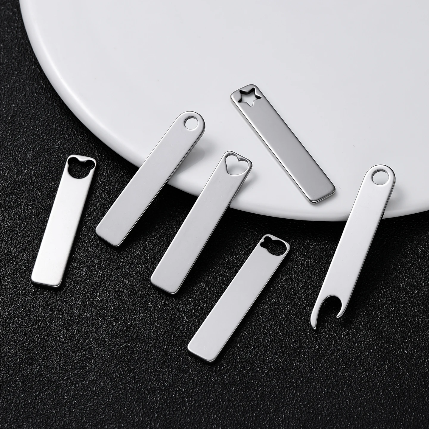 2pcs Stainless Steel Blank Bar Charm Pendant, Engravable Rectangle Tags with Cutout for DIY Necklace Bracelet Jewelry Making
2pcs Stainless Steel Blank Bar Charm Pendant, Engravable Rectangle Tags with Cutout for DIY Necklace Bracelet Jewelry Making