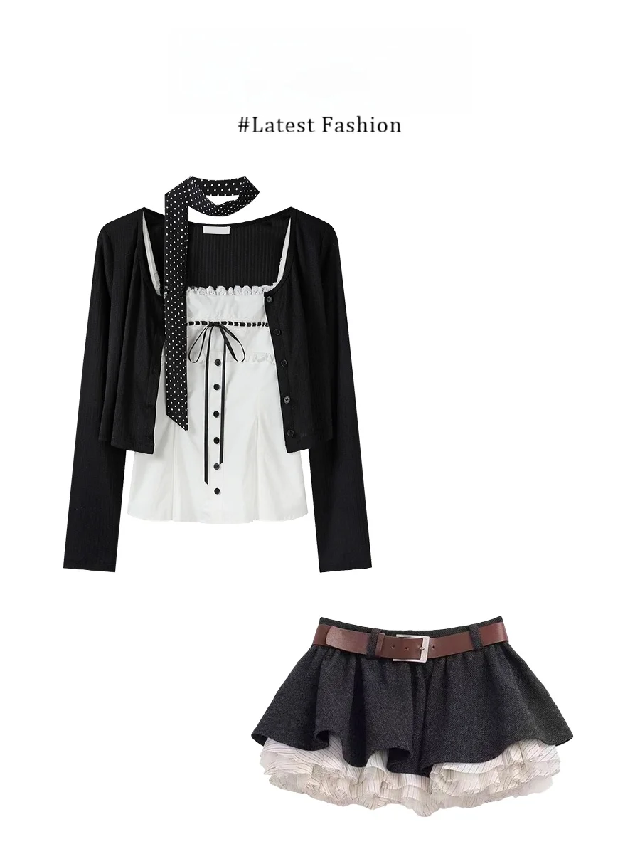Parkyeon Elegant Knitted Open Cardigan with Sash And Strap Top Grey Splicing Short Skirt Set Fashionable Casual Style Women's...
Parkyeon Elegant Knitted Open Cardigan with Sash And Strap Top Grey Splicing Short Skirt Set Fashionable Casual Style Women's...