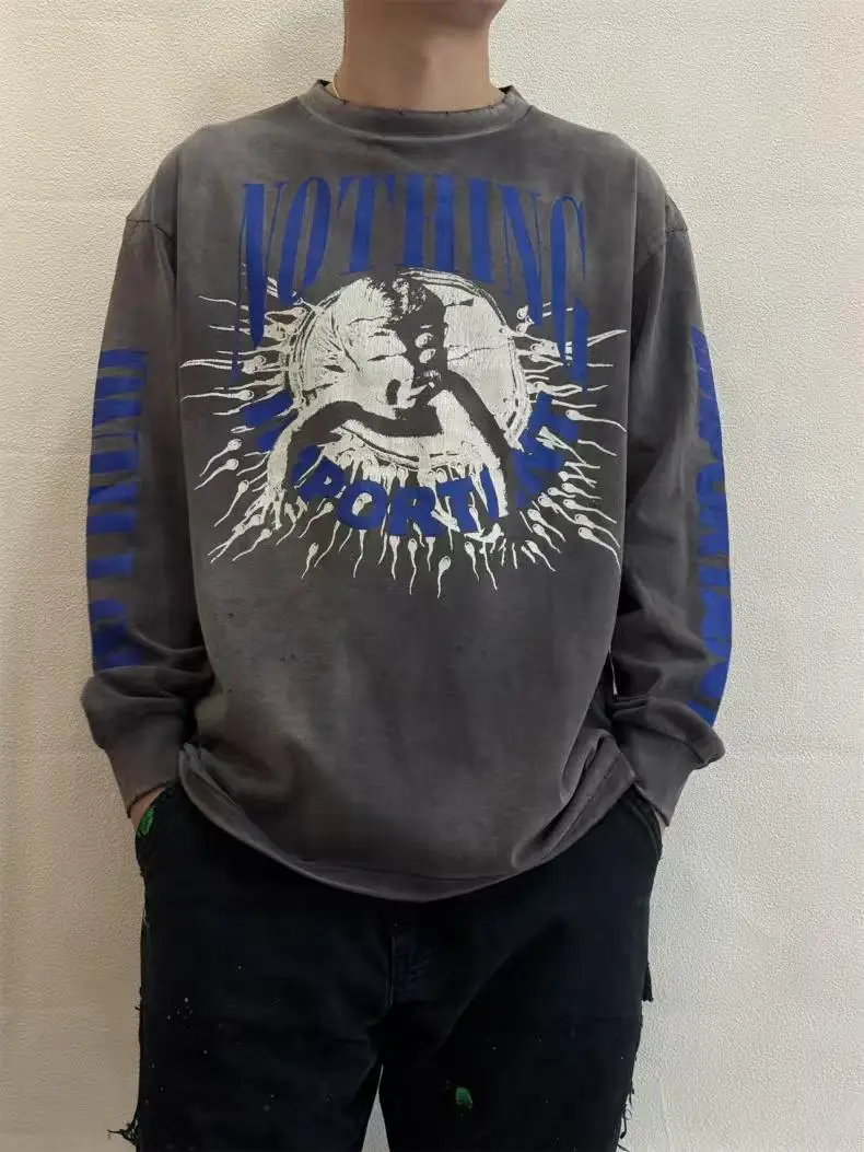 SAINT Mxxxxxx X KOSUKE KAWAMURA Коллекционная юмористическая длинная футболка све ex Модный свободный крой круглый No Spring 2025 г.
SAINT Mxxxxxx X KOSUKE KAWAMURA Коллекционная юмористическая длинная футболка све ex Модный свободный крой круглый No Spring 2025 г.