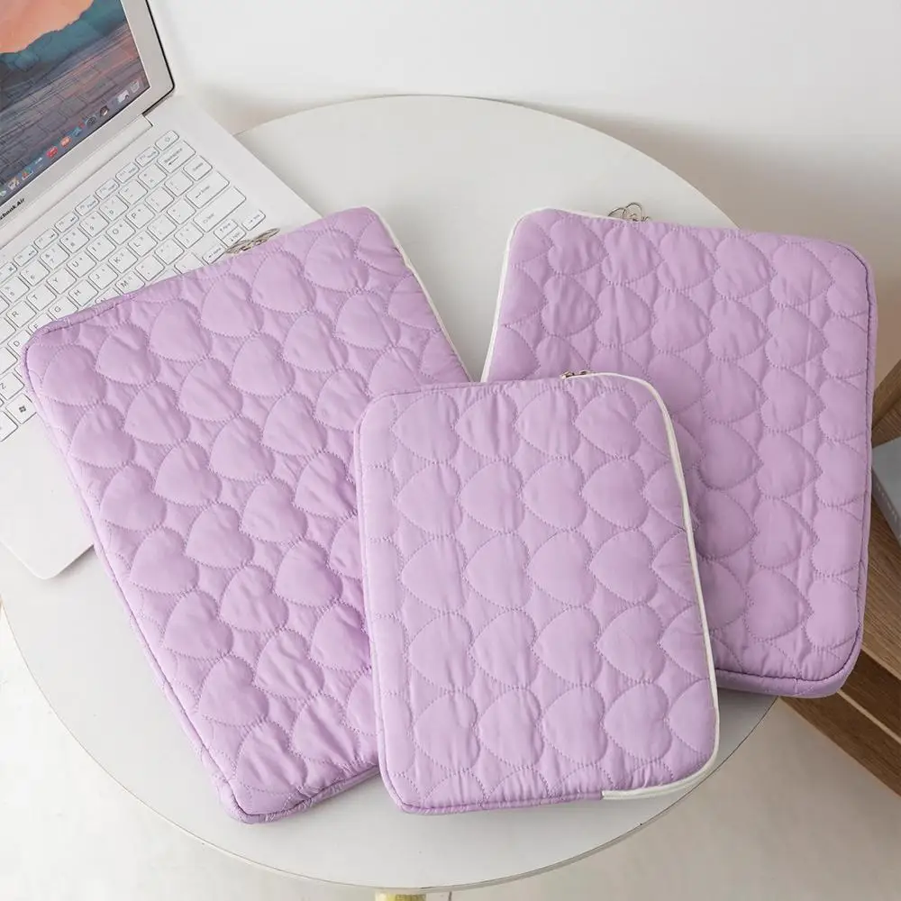 Heart Quilted Laptop Sleeve Shockproof 11/13/15 inch Protective Notebook Bag Portable Laptop Tablet Cover for Office/Travel
Heart Quilted Laptop Sleeve Shockproof 11/13/15 inch Protective Notebook Bag Portable Laptop Tablet Cover for Office/Travel