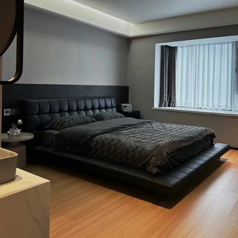 Black Nordic Floating Bed Aesthetics Modern Soft Wedding Fashionable Leather Bed Design Confortable Soft Cama Casal Furniture
Black Nordic Floating Bed Aesthetics Modern Soft Wedding Fashionable Leather Bed Design Confortable Soft Cama Casal Furniture