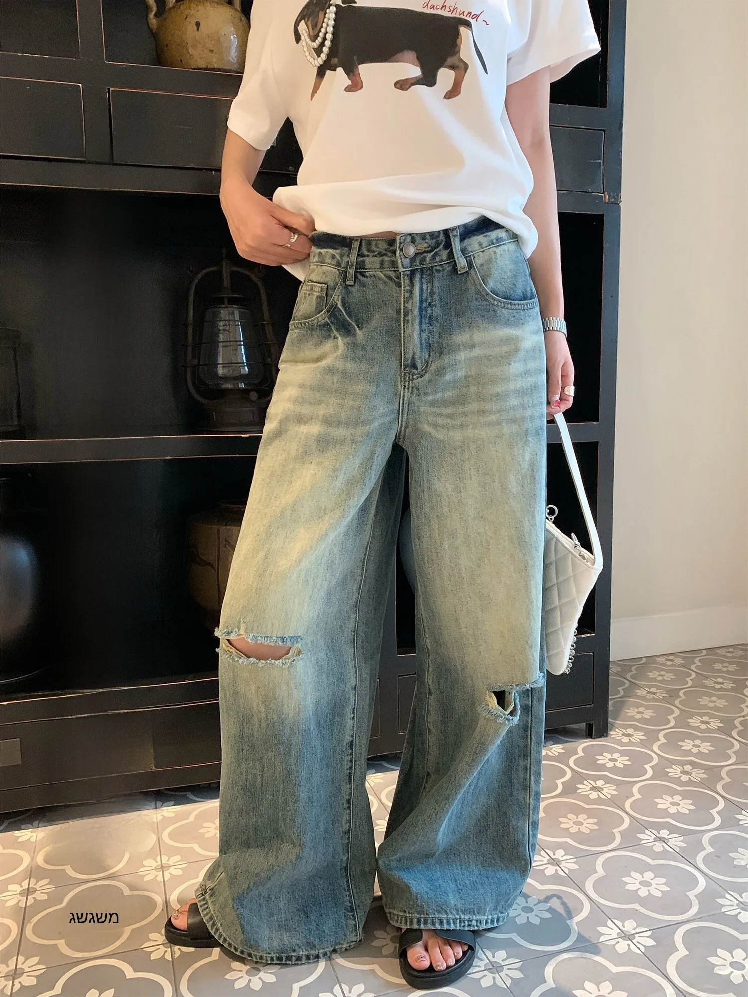 Blue Ripped Denim Jeans Women's Waed Loose Wide Leg Pants Straight Cut Trousers Casual Sle Streetwear Vintage American
Blue Ripped Denim Jeans Women's Waed Loose Wide Leg Pants Straight Cut Trousers Casual Sle Streetwear Vintage American