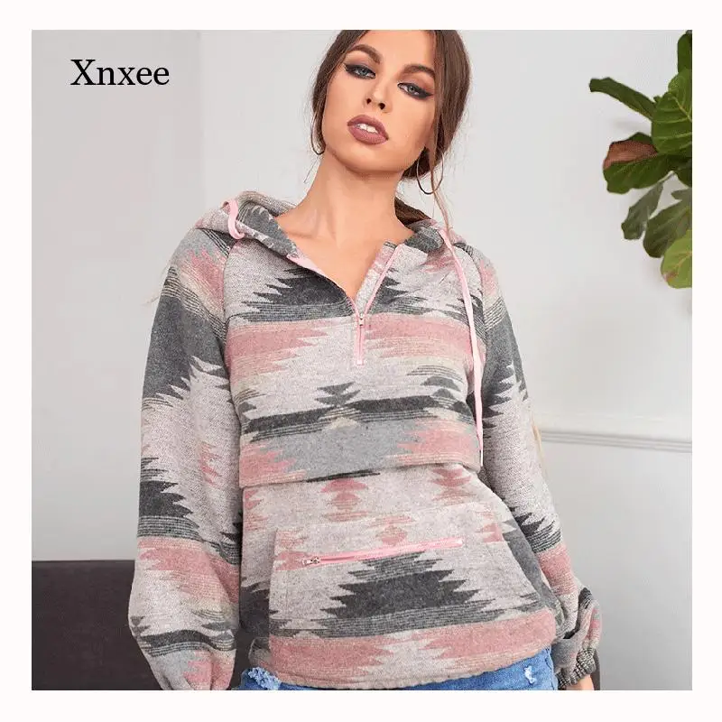 Autumn and Winter New Sweater Women's Fashion Style Stitching Hooded Top Loose All-Match Casual Jacket
Autumn and Winter New Sweater Women's Fashion Style Stitching Hooded Top Loose All-Match Casual Jacket