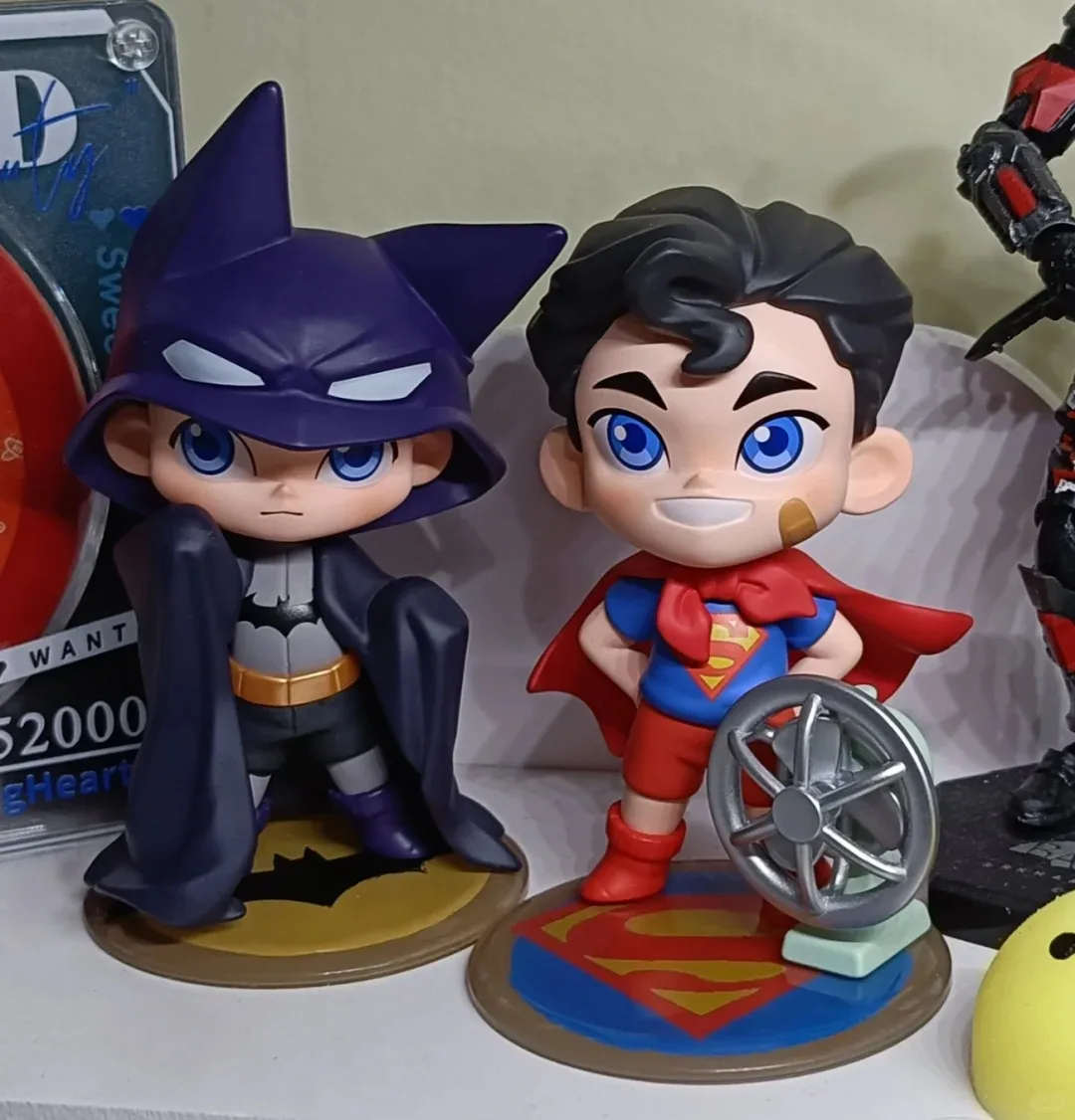 POPMART DC Little Justice League Series слепая коробка Симпатичная и интересная коллекция игрушек-сюрпризов на день рождения или рождественские подарки на складе
POPMART DC Little Justice League Series слепая коробка Симпатичная и интересная коллекция игрушек-сюрпризов на день рождения или рождественские подарки на складе