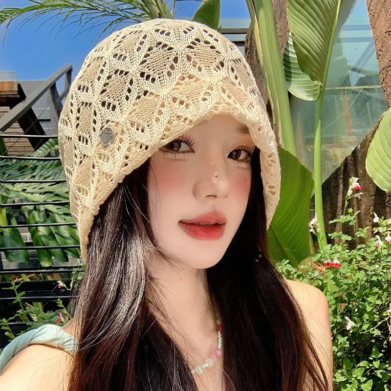 Japanese Simple Hollow Pullover Knitted Hat Spring and Summer Thin Large-headed Literary and Versatile Beanie Caps for Women's
Japanese Simple Hollow Pullover Knitted Hat Spring and Summer Thin Large-headed Literary and Versatile Beanie Caps for Women's