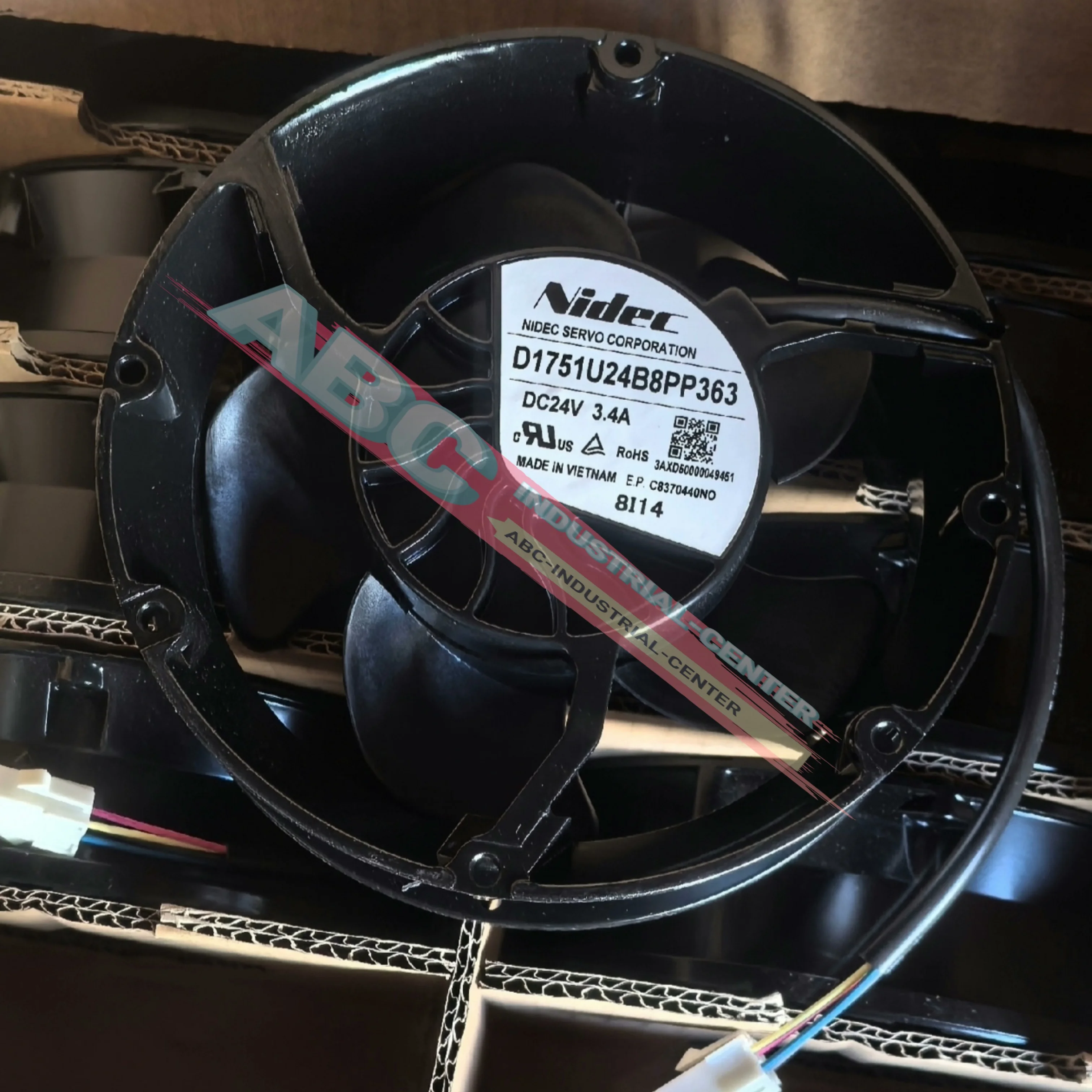 Новый в коробке 5915PC-22W-B30-SM1 Охлаждающий вентилятор 5915PC-23T-B30 5915PC-23T-B30-A00
Новый в коробке 5915PC-22W-B30-SM1 Охлаждающий вентилятор 5915PC-23T-B30 5915PC-23T-B30-A00