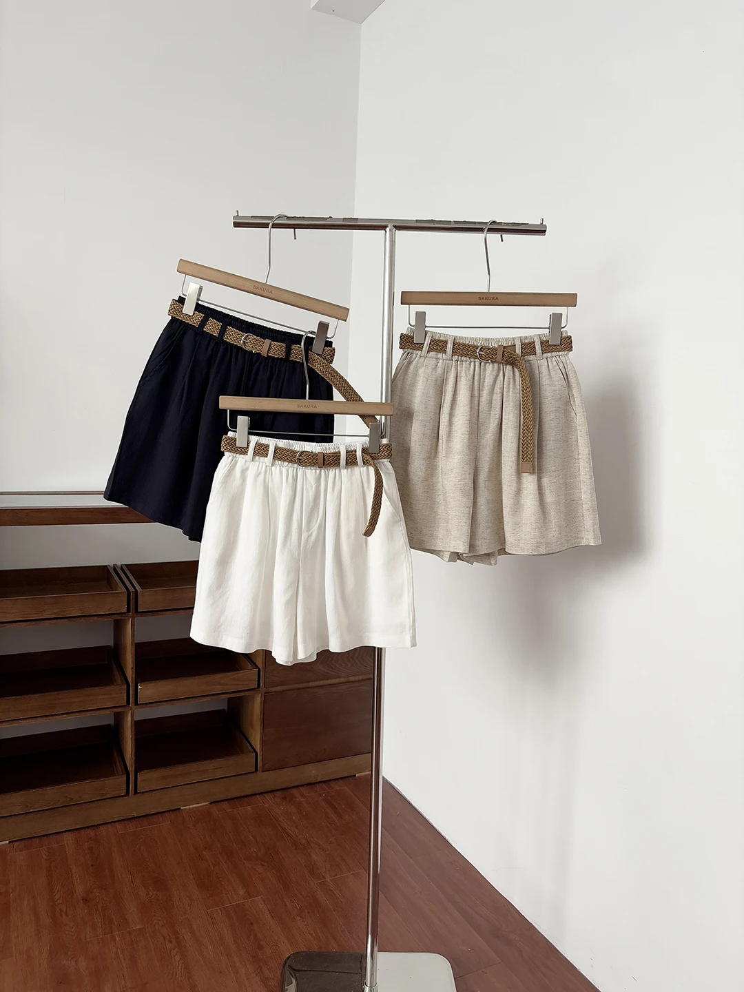 High Waist Wide Leg Casual Pants Women's Color Versatile High Waist Summer New Style Korean Retro Lazy Match Commute Pants
High Waist Wide Leg Casual Pants Women's Color Versatile High Waist Summer New Style Korean Retro Lazy Match Commute Pants