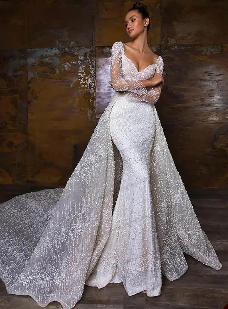 Shiny Wedding Dress With Detachable Train Sexy Sweetheart Full Sleeves Mermaid Bridal Gown Customized Garden robe de mariée
Shiny Wedding Dress With Detachable Train Sexy Sweetheart Full Sleeves Mermaid Bridal Gown Customized Garden robe de mariée