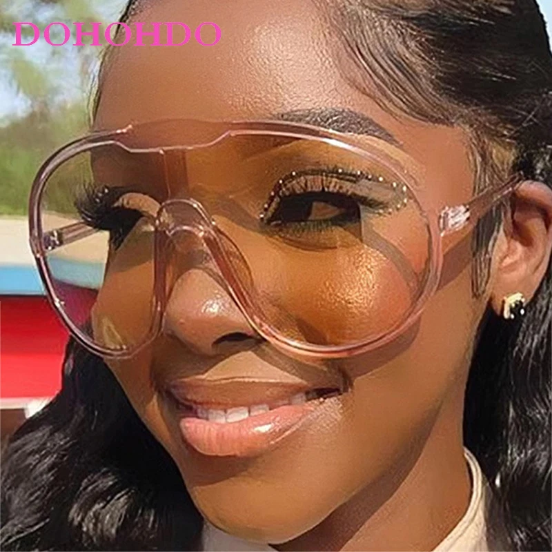 Luxury Brand Designer Big Frame One Piece Sunglasses Women Men Fashion Vintage Punk Sun Glasses Cycling Windproof Goggles UV400
Luxury Brand Designer Big Frame One Piece Sunglasses Women Men Fashion Vintage Punk Sun Glasses Cycling Windproof Goggles UV400