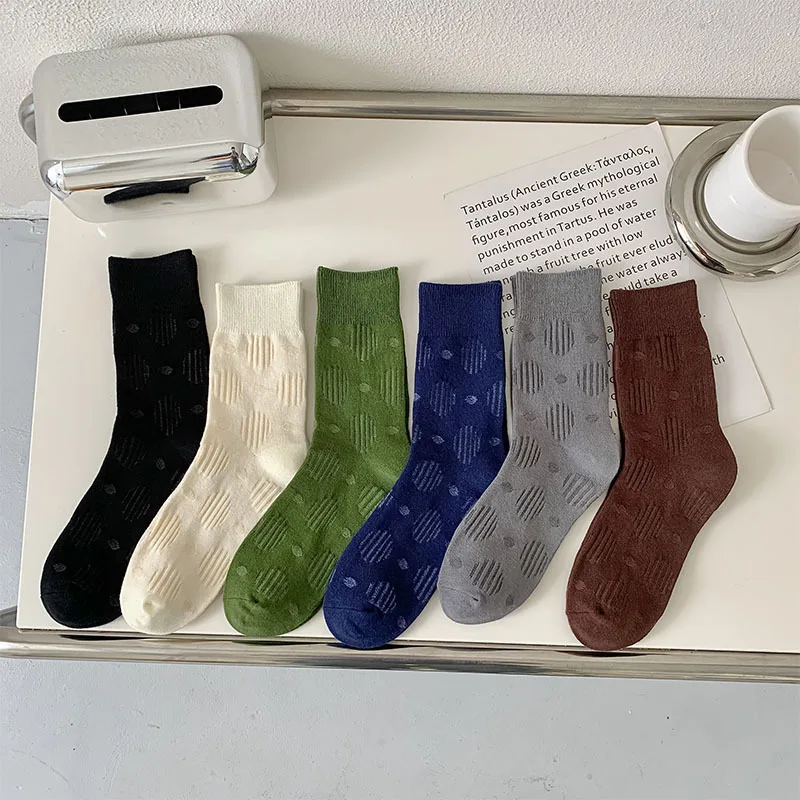 Fashion Cotton Men's Socks Solid Color Dot Long Socks Man Retro Sport Socks Male Casual Calcetines
Fashion Cotton Men's Socks Solid Color Dot Long Socks Man Retro Sport Socks Male Casual Calcetines