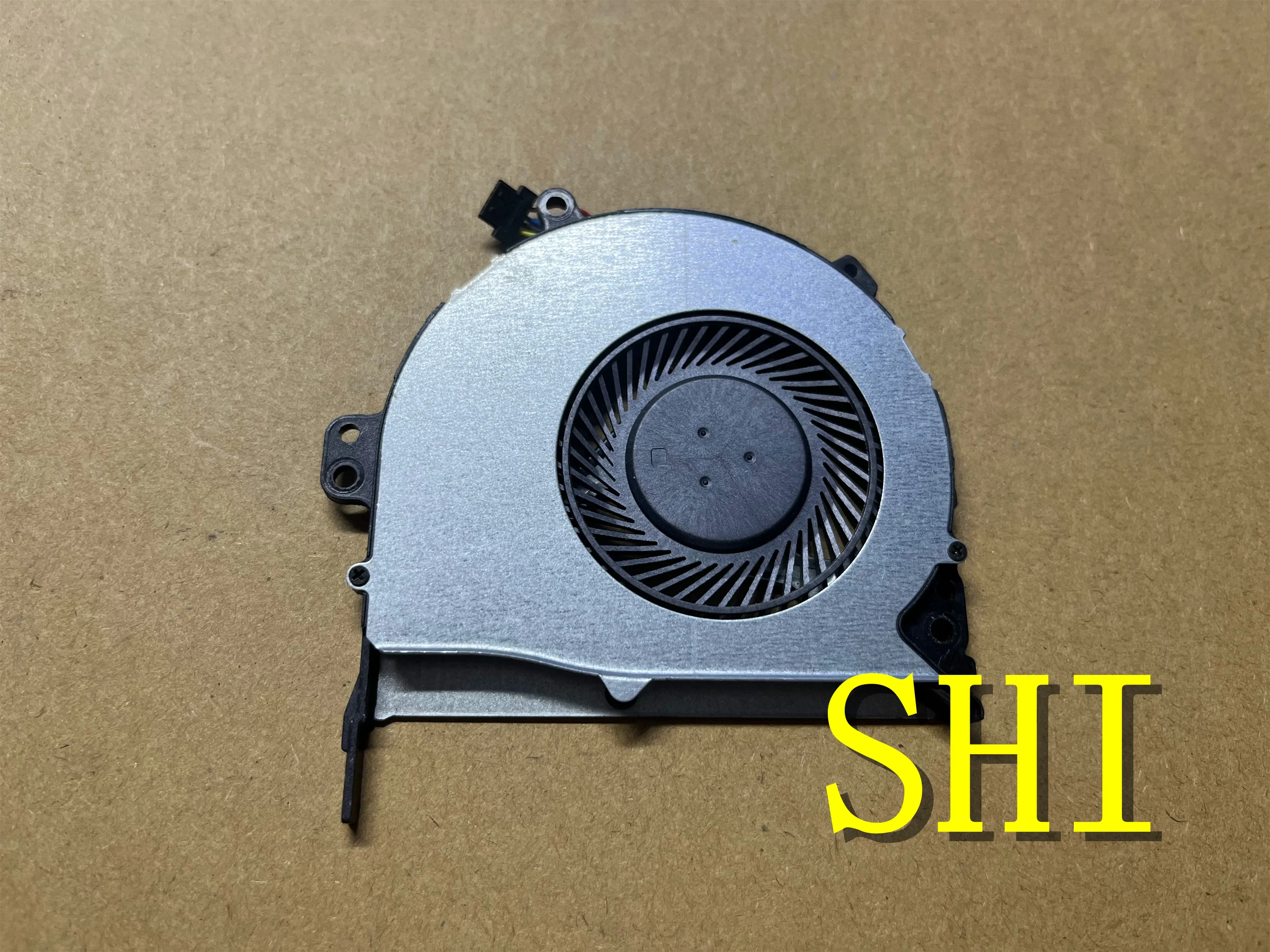837296 -001 Оригинал б/у для HP ProBook 440 G3 440G3 837296 -001 Вентилятор-кулер для ноутбука Бесплатная доставка
837296 -001 Оригинал б/у для HP ProBook 440 G3 440G3 837296 -001 Вентилятор-кулер для ноутбука Бесплатная доставка