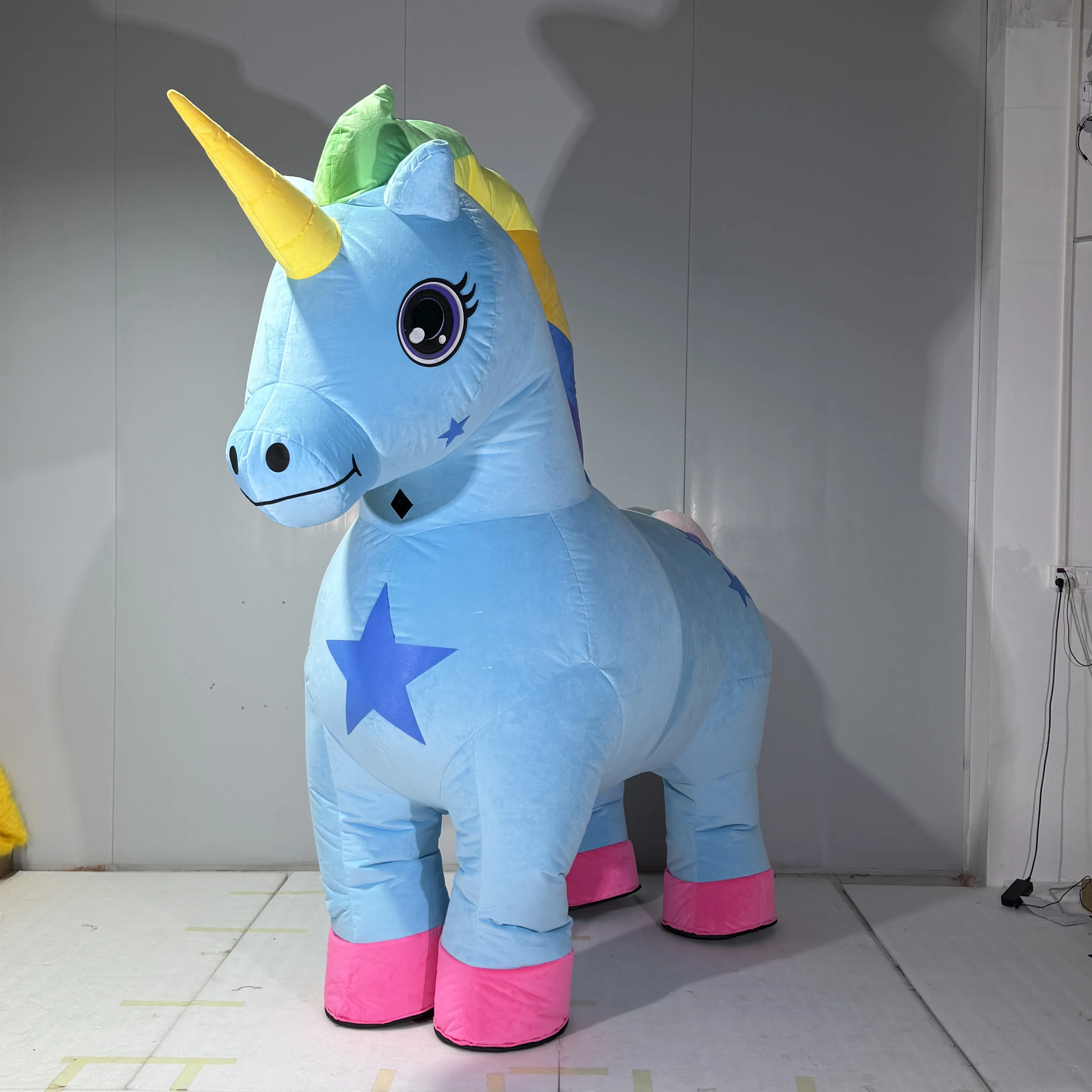 Cute Blue Inflatable Unicorn Mascot Adult Walking Blow Up Suit for Entertainment Funny Animal Carnival No Battery
Cute Blue Inflatable Unicorn Mascot Adult Walking Blow Up Suit for Entertainment Funny Animal Carnival No Battery