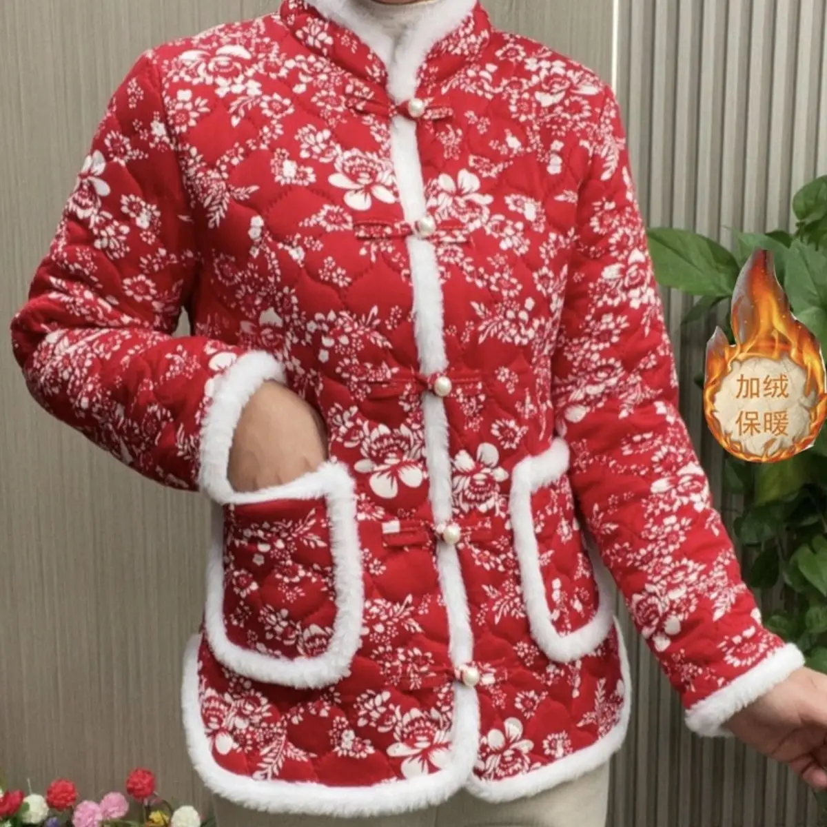 Viral Retro Chinese Cotton Coat, Celebratory Winter Padded Jacket | Plus Size Loose Fit Women‘s Traditional Chinese Coat
Viral Retro Chinese Cotton Coat, Celebratory Winter Padded Jacket | Plus Size Loose Fit Women‘s Traditional Chinese Coat