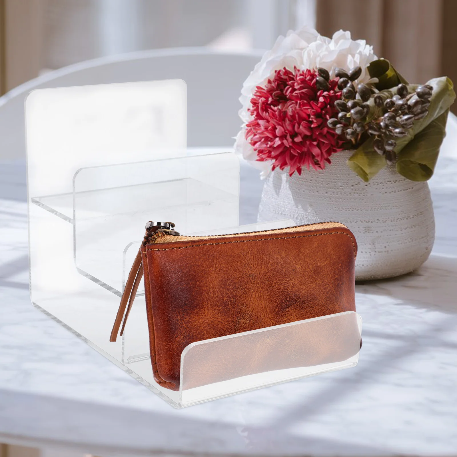 Acrylic Wallet Storage Rack Clear Display Stand Purse Holder Stand Modern Design Acrylic Shelves Display Case Perfume Organizer
Acrylic Wallet Storage Rack Clear Display Stand Purse Holder Stand Modern Design Acrylic Shelves Display Case Perfume Organizer