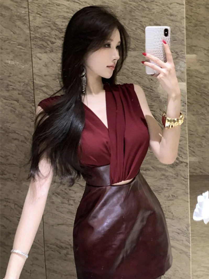 Сексуальная V-Ne темно-красная кожаная юбка Dr Svel с высокой талией, облегающая женская юбка в стиле ретро, осень-зима Dr
Сексуальная V-Ne темно-красная кожаная юбка Dr Svel с высокой талией, облегающая женская юбка в стиле ретро, осень-зима Dr