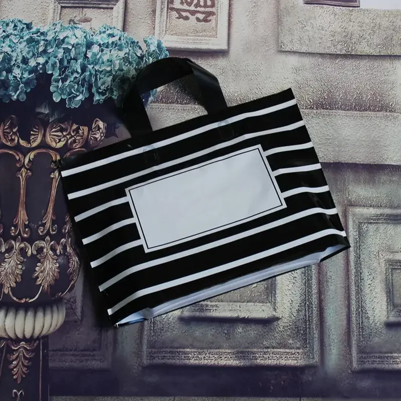 50pcs/lot customized logo black stripes / stripes Gift Bag Plastic Shopping Bag Party Favor Bag 
50pcs/lot customized logo black stripes / stripes Gift Bag Plastic Shopping Bag Party Favor Bag