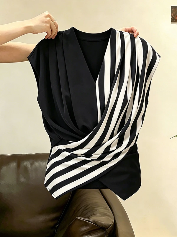 Large Size High-End Striped Shirt Women's Elegant Belly Covering Cross Waist Design Top Korean Style Commute Fashion
Large Size High-End Striped Shirt Women's Elegant Belly Covering Cross Waist Design Top Korean Style Commute Fashion