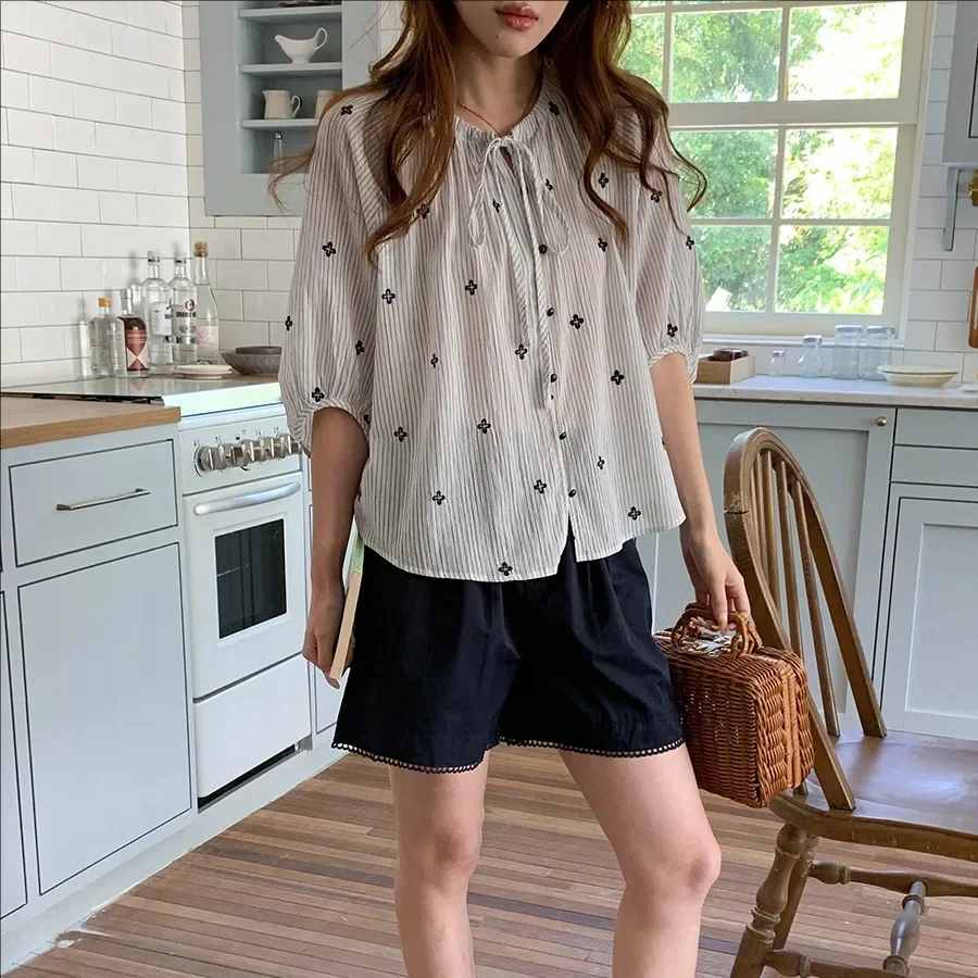 Summer New Casual Striped Embroidered Short Sleeve Shirt for Women Breathable Comfortable Fashionable Top
Summer New Casual Striped Embroidered Short Sleeve Shirt for Women Breathable Comfortable Fashionable Top