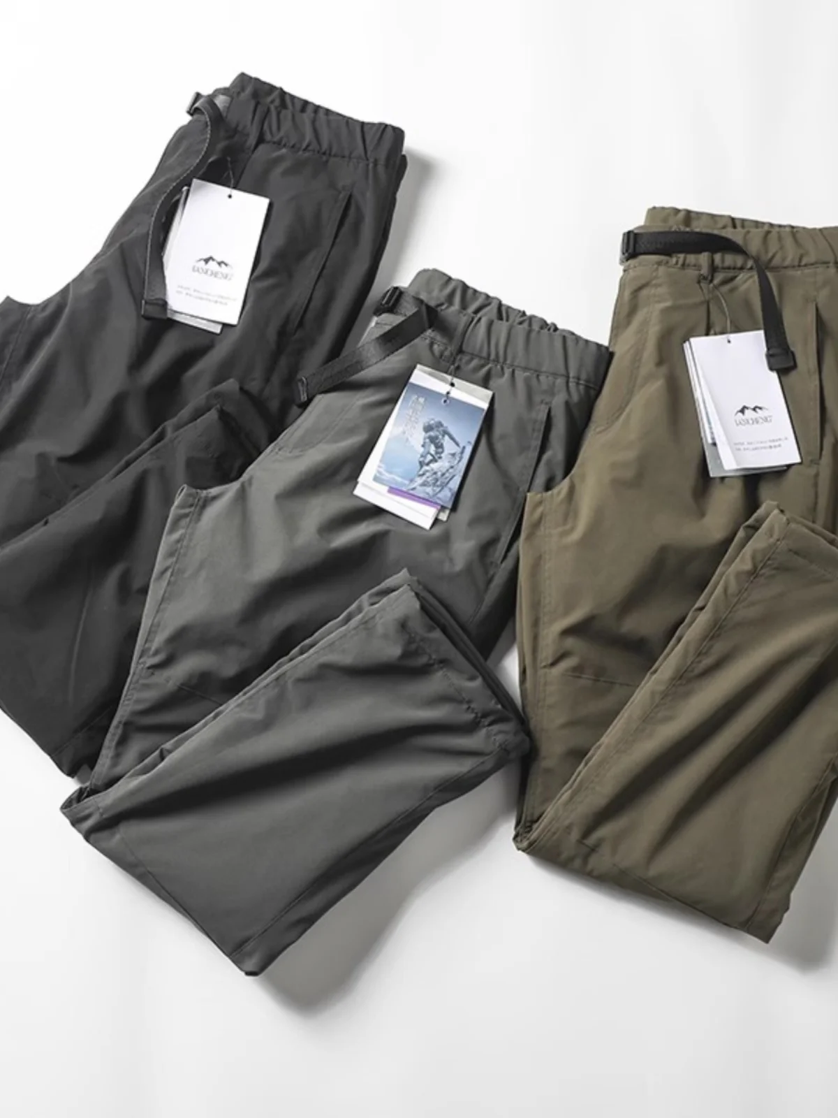 Men's Winter Thiened Fce Outdoor Windproof Waterproof Warm Straight Leg Casual Pants Loose Fit Comfortable Trousers
Men's Winter Thiened Fce Outdoor Windproof Waterproof Warm Straight Leg Casual Pants Loose Fit Comfortable Trousers