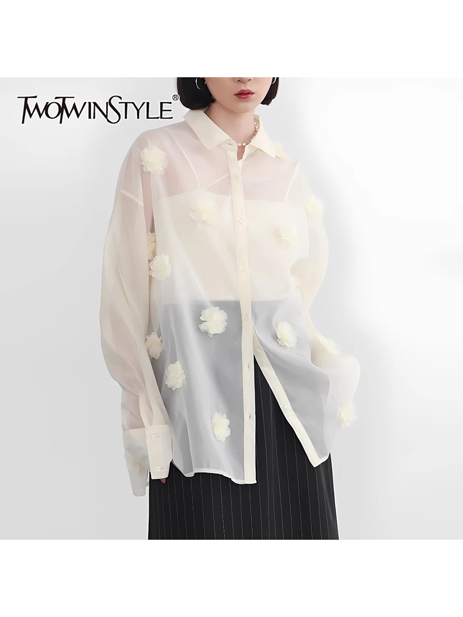 TWOTWINSTYLE Solid Spliced Appliques Loose Blouses For Women Lapel Long Sleeve Loose Temperament Minimalist Shirts Female New
TWOTWINSTYLE Solid Spliced Appliques Loose Blouses For Women Lapel Long Sleeve Loose Temperament Minimalist Shirts Female New