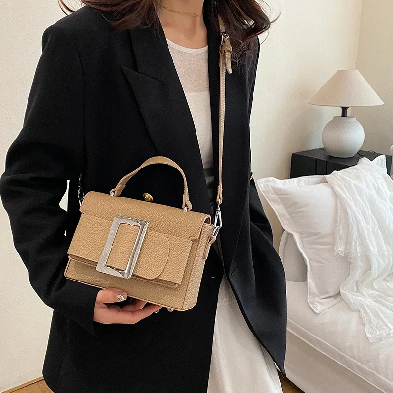 Luxury Designer Women's Handbag Fashion Crossbody Bag Women's Shoulder Bag, With Detachable And Adjustable Shoulder Strap
Luxury Designer Women's Handbag Fashion Crossbody Bag Women's Shoulder Bag, With Detachable And Adjustable Shoulder Strap