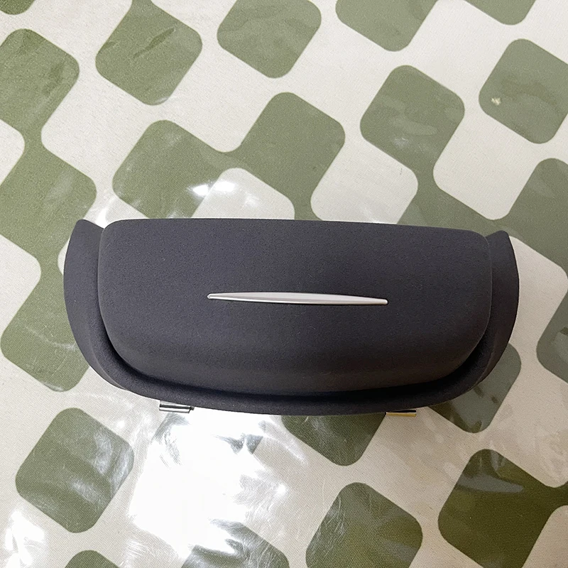 Car Glasses Holder Case Sunglasses Glasses Storage Box for Toyota Sienna 2022 Auto Interior Accessories
Car Glasses Holder Case Sunglasses Glasses Storage Box for Toyota Sienna 2022 Auto Interior Accessories