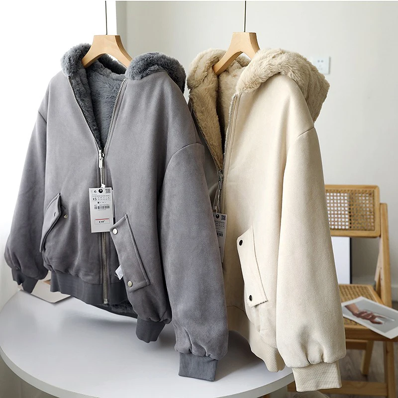 Thiened Plu Pilot Jaet Women's Loose Fit Warm Cotton Outerwear Double-Sided Wearable Hooded Flight Coat Winter Commute
Thiened Plu Pilot Jaet Women's Loose Fit Warm Cotton Outerwear Double-Sided Wearable Hooded Flight Coat Winter Commute