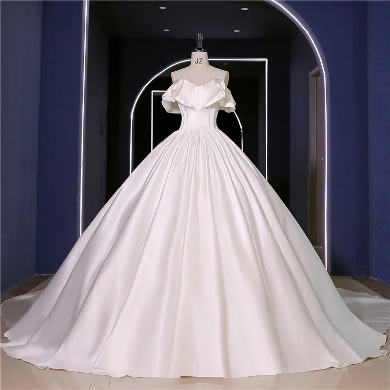 Soft Satin Wedding Dresses New Simple Vestido De Noiva Elegant Boat Neck Classic Real Photo Ball Gown Customize Robe De Mariee
Soft Satin Wedding Dresses New Simple Vestido De Noiva Elegant Boat Neck Classic Real Photo Ball Gown Customize Robe De Mariee