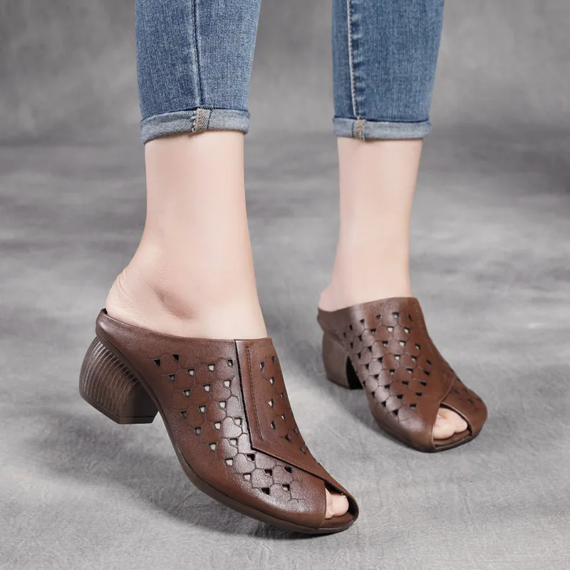 New First Layer Cowhide Handmade Retro Hollow-out Mid-High Heel Chunky Heel Peep-Toe Slippers Leather Perforated
New First Layer Cowhide Handmade Retro Hollow-out Mid-High Heel Chunky Heel Peep-Toe Slippers Leather Perforated