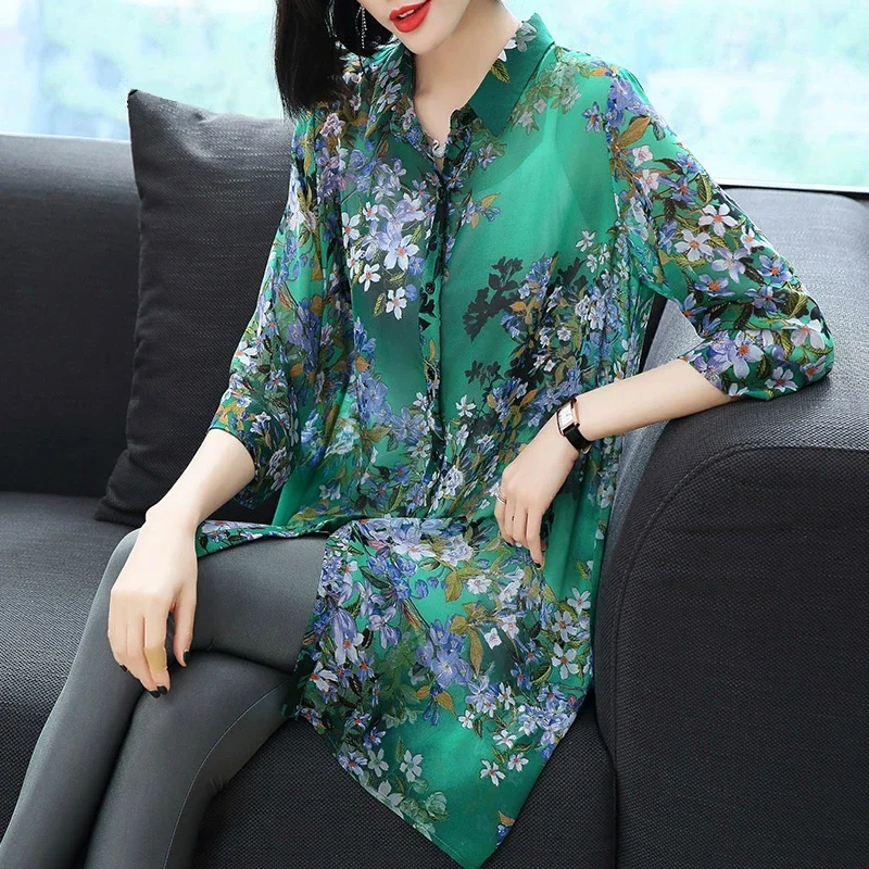 Summer Spring Korean Style Women Female Print Red Green Flower Long Chiffon Blouse Top , 2023 Womens Loose Shirt Tops Blouse
Summer Spring Korean Style Women Female Print Red Green Flower Long Chiffon Blouse Top , 2023 Womens Loose Shirt Tops Blouse