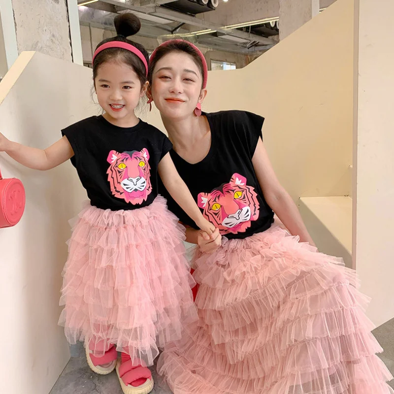 Korean Style Parent-Child Fairy Pink Gauze Skirt Set Summer Mother-Daughter Matching Outfit Pettiskirt Suit
Korean Style Parent-Child Fairy Pink Gauze Skirt Set Summer Mother-Daughter Matching Outfit Pettiskirt Suit
