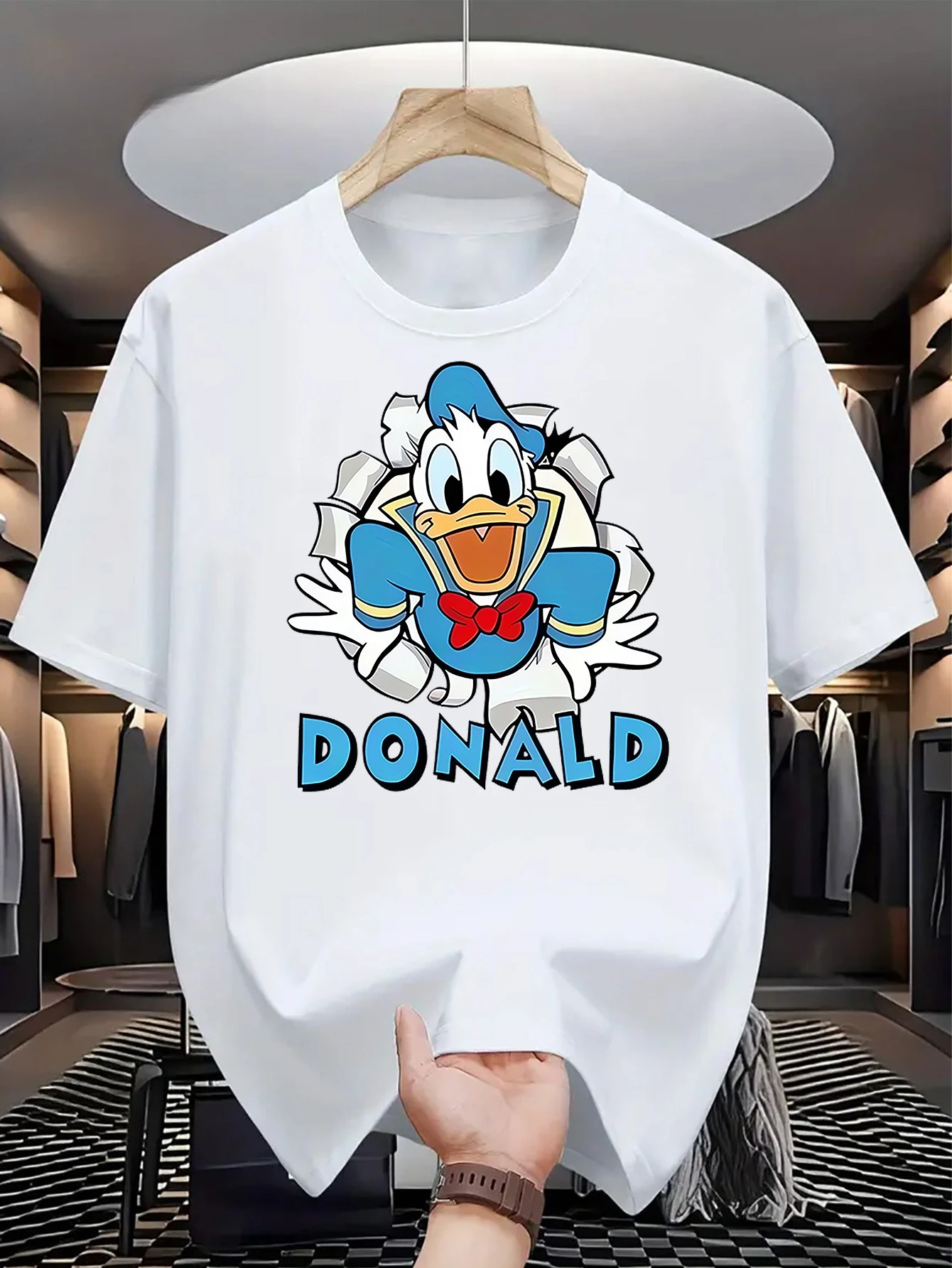 Classic Cartoon Character Graphic Printing Summer Autumn Winter Pure Cotton Men's and Women's T-shirts Short Sleeves Luxury
Classic Cartoon Character Graphic Printing Summer Autumn Winter Pure Cotton Men's and Women's T-shirts Short Sleeves Luxury